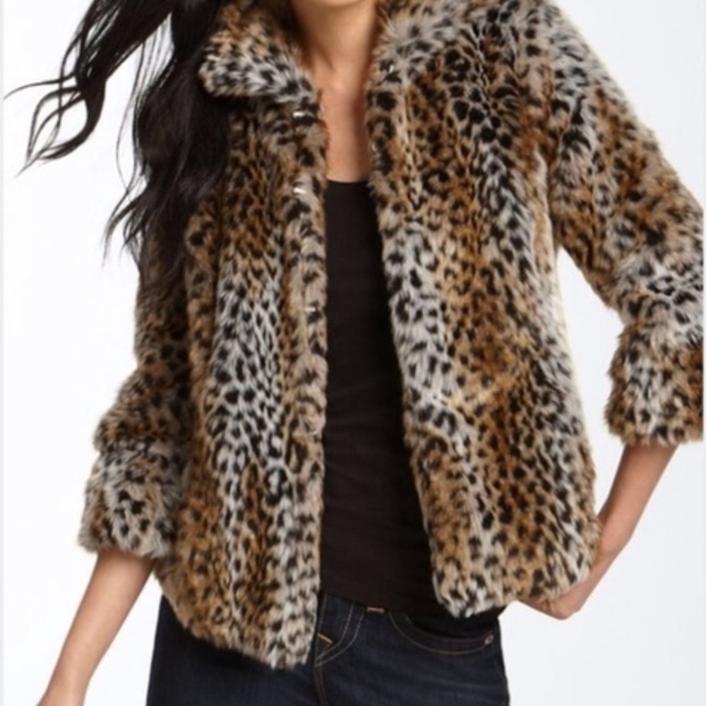 Kenna T vintage leopard fur coat.